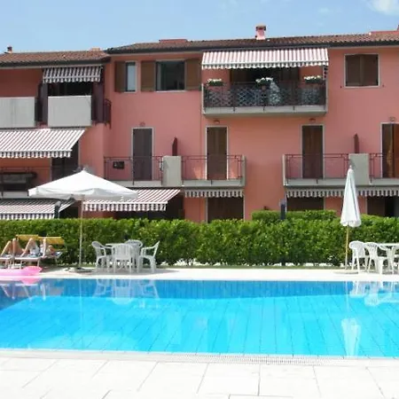 Mavi Μπαρντολίνο