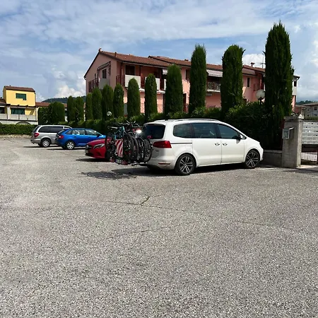 Mavi * Μπαρντολίνο