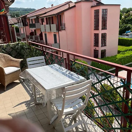 Mavi アパート バルドリーノ